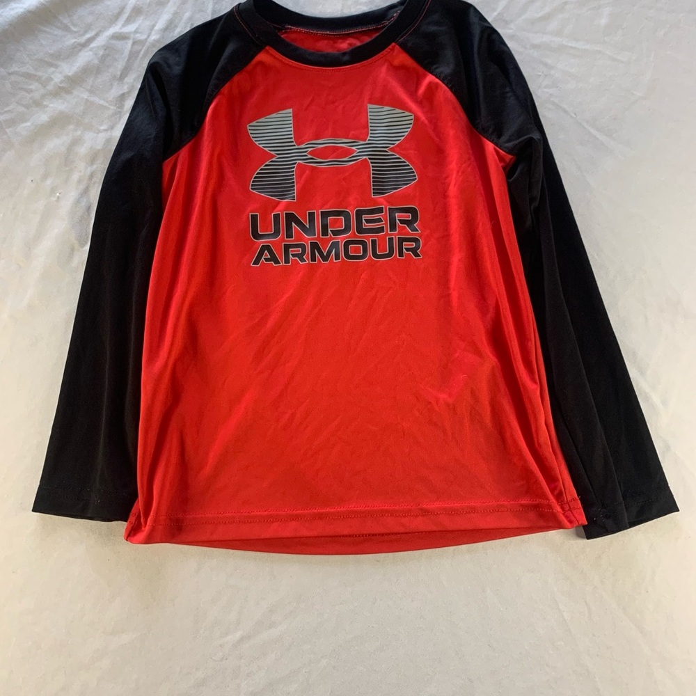 Under Armour Kids Red and Black Long Sleeve Shirt size 6